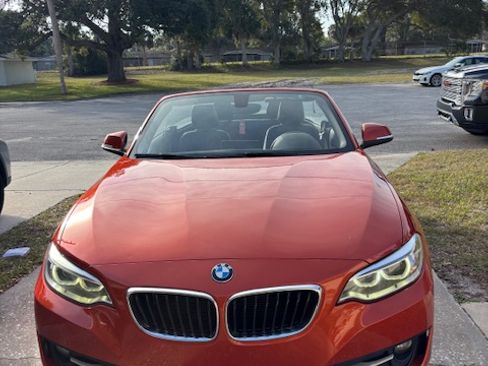 Used 2016 BMW 228i Convertible image 4
