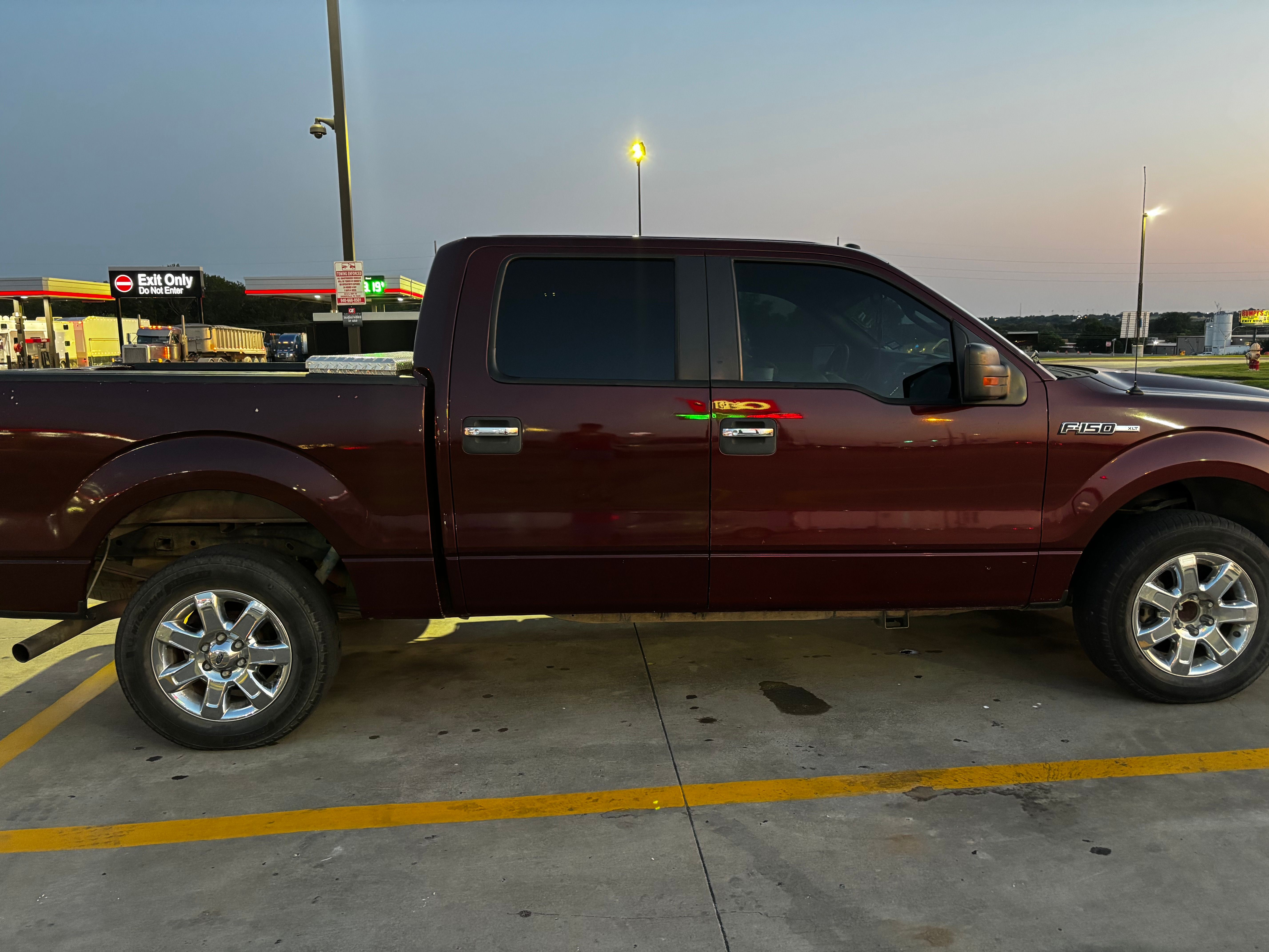 Used 2010 Ford F150 XLT RWD image 5