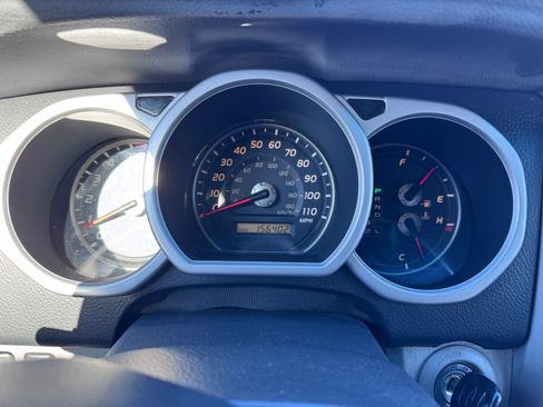 Used 2003 Toyota 4Runner Limited image 18