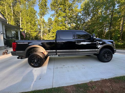 Used 2022 Ford F250 King Ranch w/ Tremor Off-Road Package AWD/4WD image 13