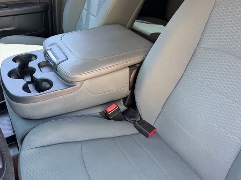 Used 2014 RAM 1500 Express AWD/4WD image 12