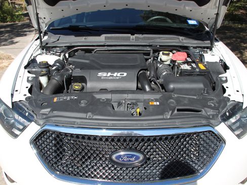 Used 2015 Ford Taurus SHO w/ Equipment Group 401A image 6