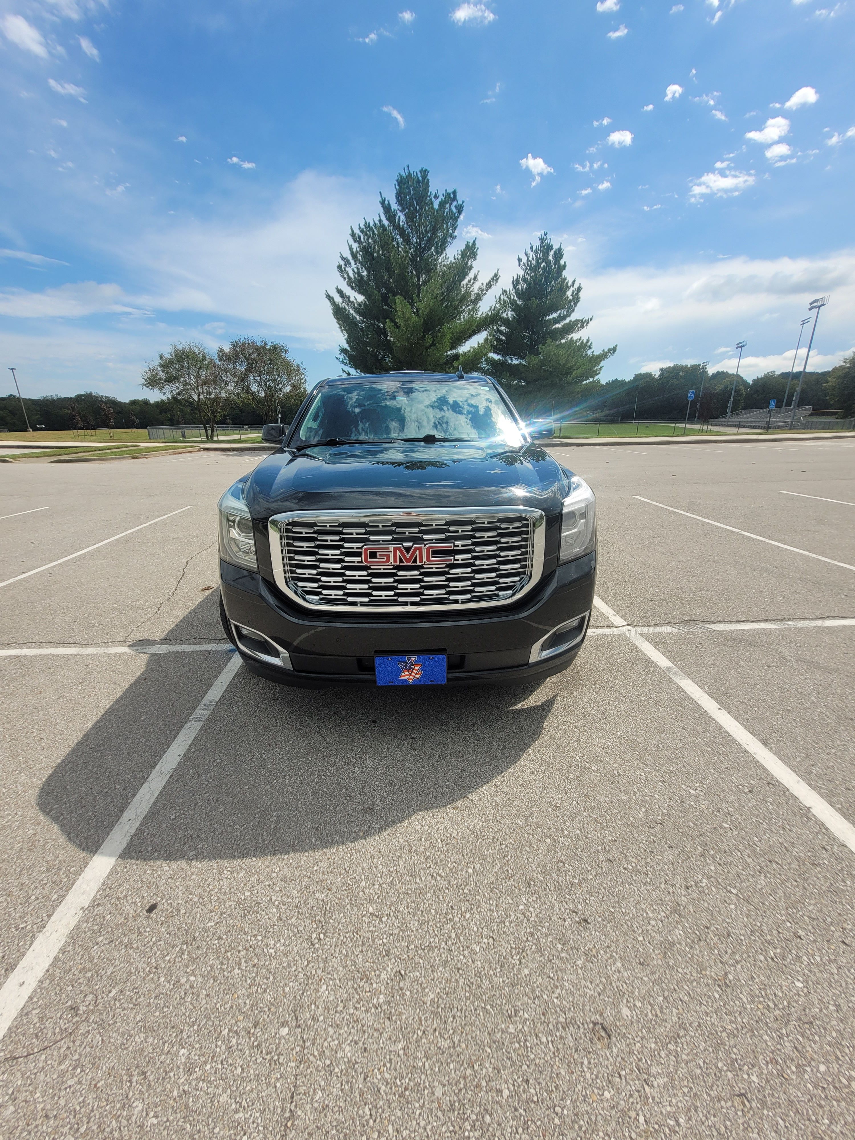 Used 2020 GMC Yukon XL Denali AWD/4WD image 6