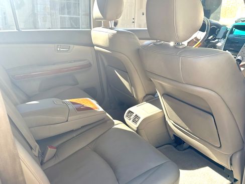Used 2006 Lexus RX 330 image 8