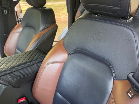 Used 2024 Ford Bronco Outer Banks w/ Sasquatch Package AWD/4WD image 8