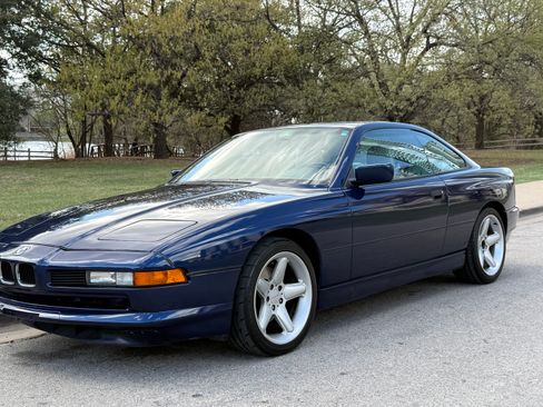 Used 1992 BMW 850i image 2