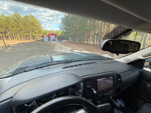 Used 2013 Chevrolet Silverado 2500 LT w/ Interior Plus Package image 15