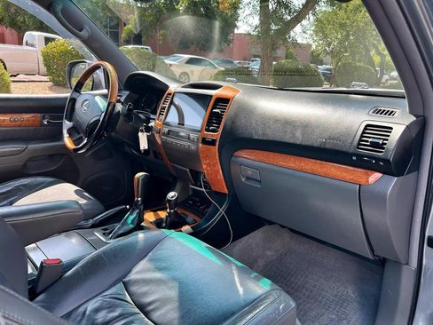 Used 2004 Lexus GX 470 470 Sport Utility 4D image 31