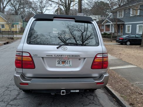 Used 2000 Toyota Land Cruiser Sport Utility 4D image 5
