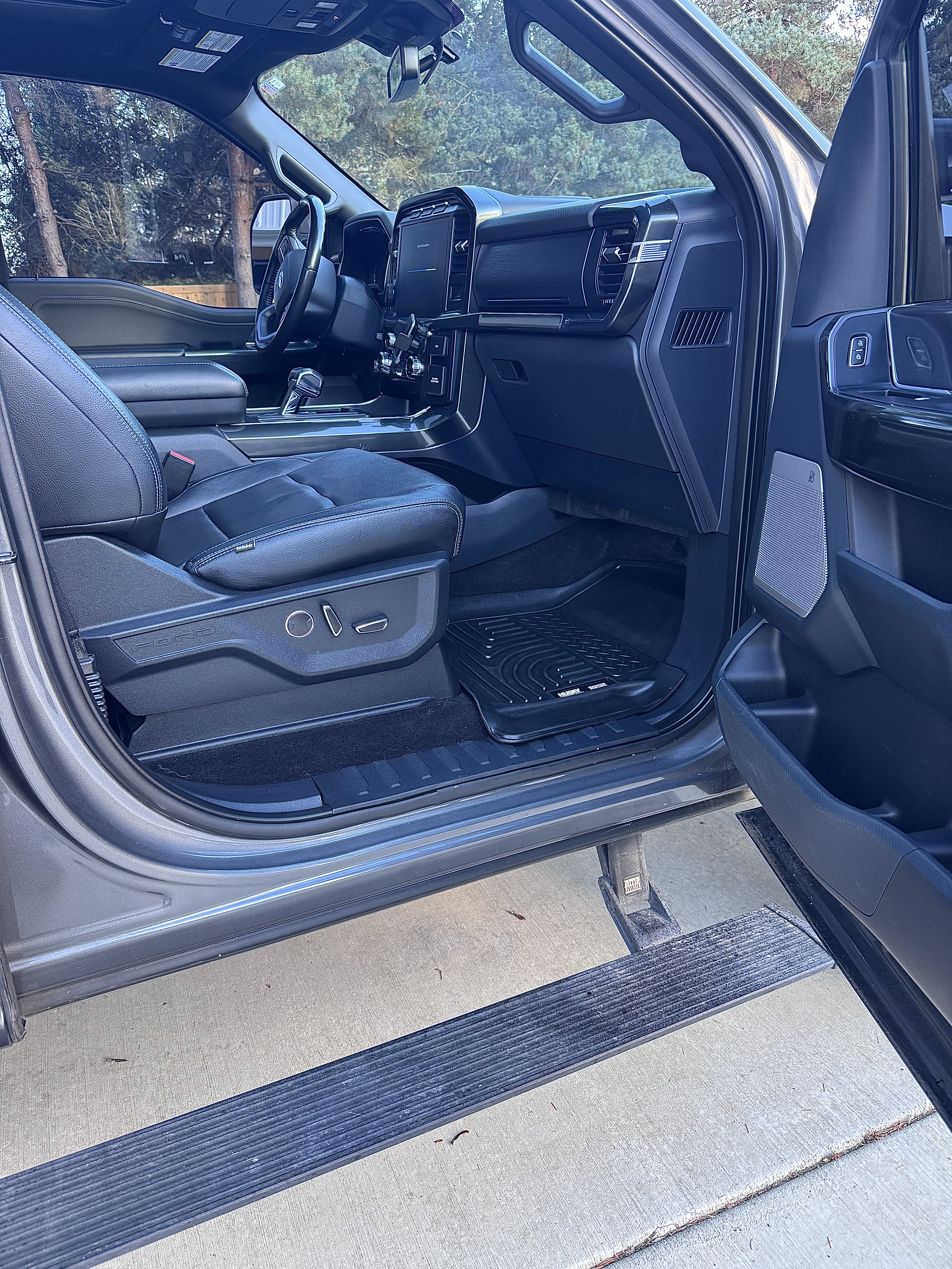 Used 2021 Ford F150 XLT w/ Equipment Group 302A High AWD/4WD image 25