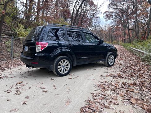 Used 2011 Subaru Forester 2.5X w/ Alloy Wheel Value Pkg image 8