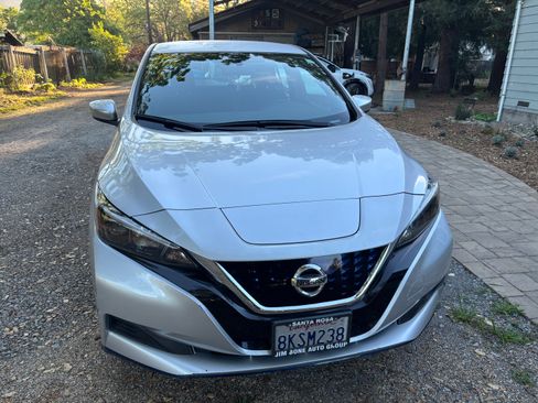 Used 2019 Nissan Leaf S Plus w/ Protection Package image 10