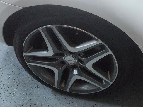 Used 2014 Mercedes-Benz SLK 250 image 4