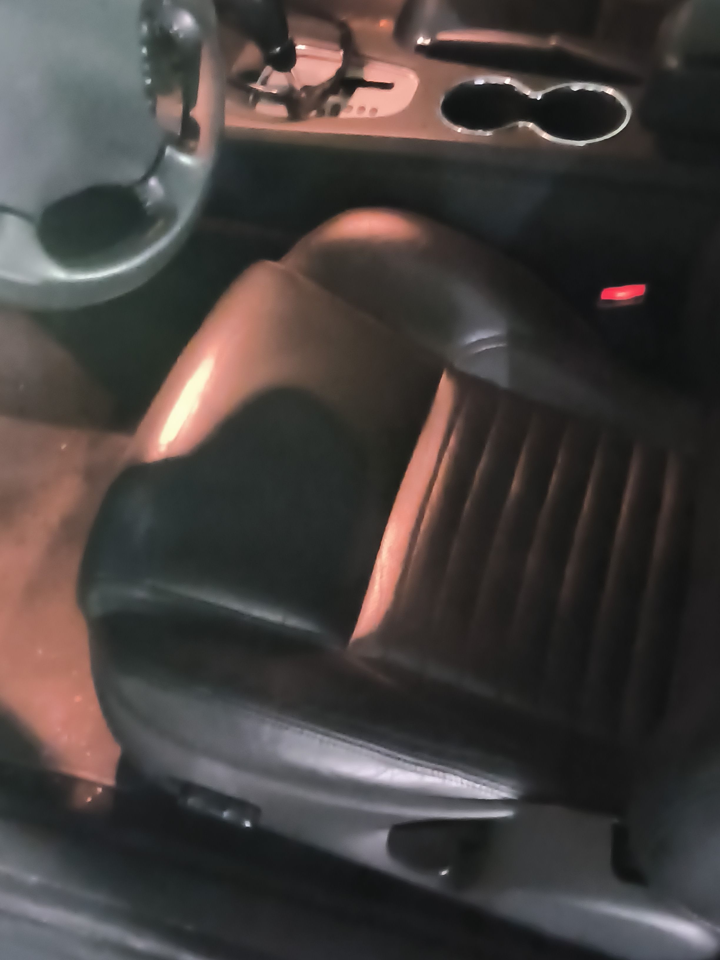 Used 2002 Ford Thunderbird RWD image 13
