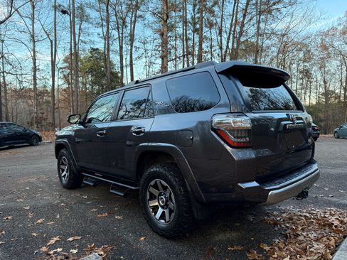 Used 2021 Toyota 4Runner TRD Off-Road Premium image 9