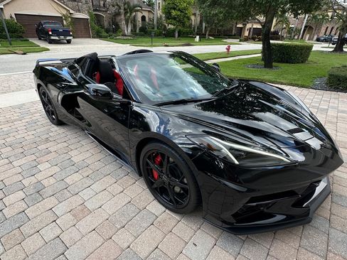 Used 2022 Chevrolet Corvette Stingray Premium Conv w/ Z51 Performance Package RWD image 12