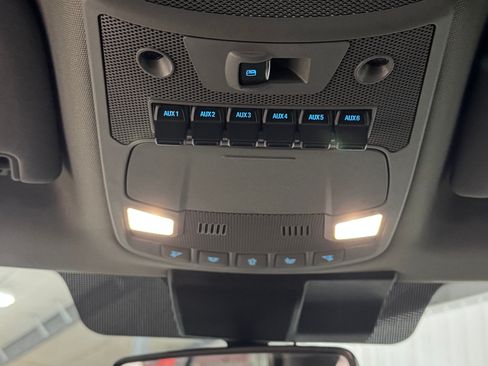 Used 2020 Ford F250 Lariat image 11