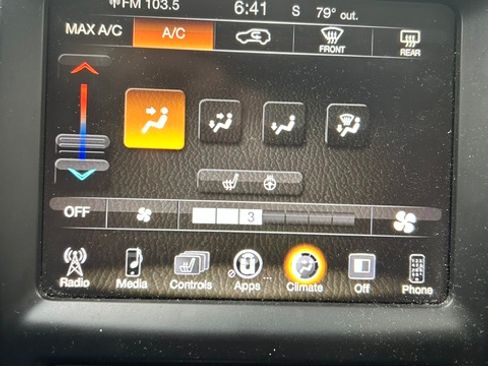 Used 2014 Jeep Cherokee Latitude w/ Cold Weather Group AWD/4WD image 15
