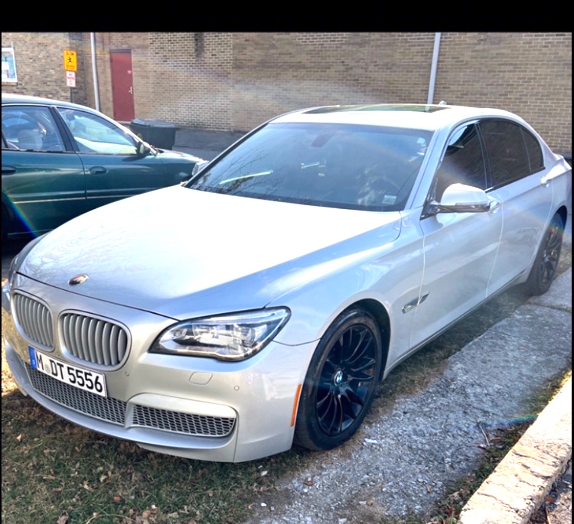 Used 2014 BMW 750Li xDrive AWD/4WD image 1