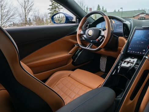 Used 2023 Ferrari Roma image 23