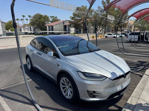 Used 2016 Tesla Model X P90D AWD/4WD image 1