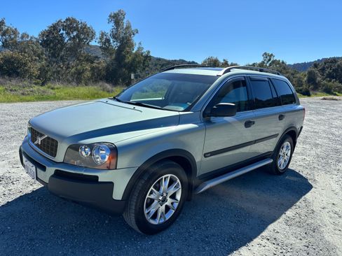Used 2004 Volvo XC90 T6 image 4
