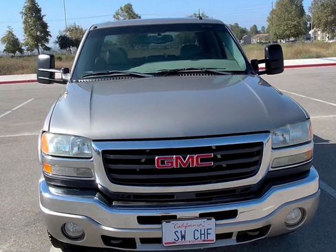 Used 2003 GMC Sierra 2500 SLT w/ SLT Preferred Equipment Group RWD image 1