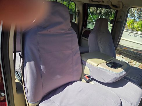 Used 2005 Ford F350 Lariat image 19