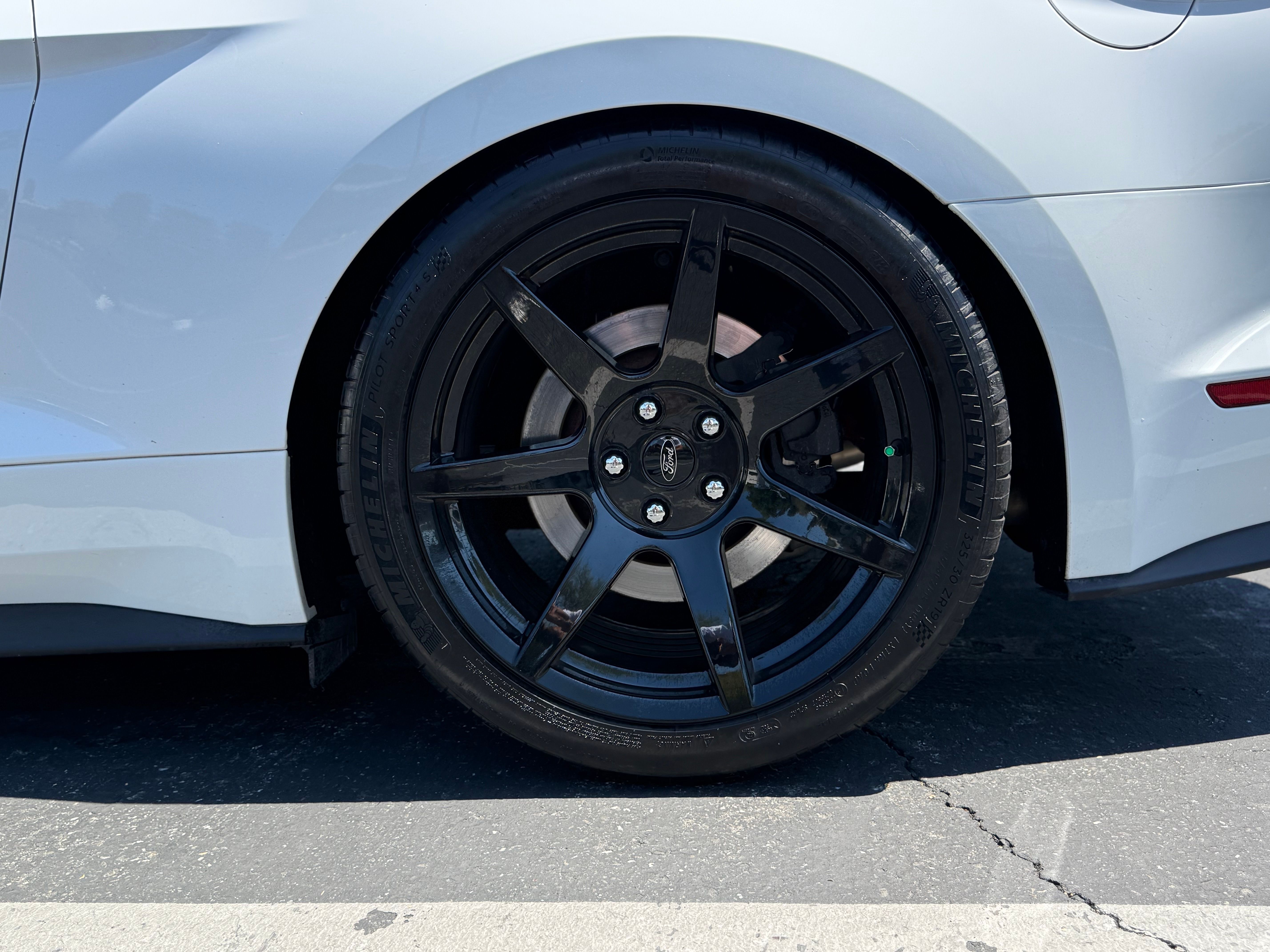 Used 2015 Ford Mustang GT Premium w/ GT Performance Package RWD image 11