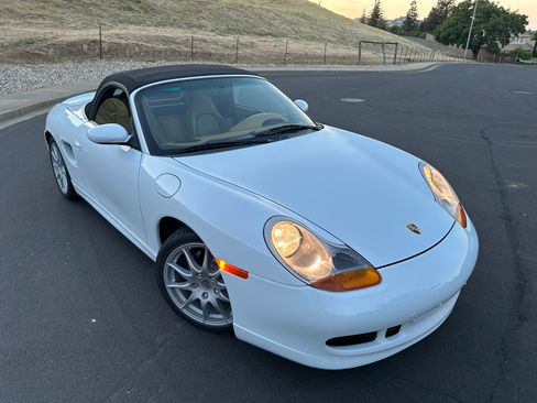 Used 1999 Porsche Boxster RWD image 20