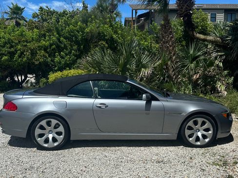 Used 2006 BMW 650i Convertible RWD image 2