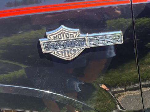 Used 2004 Ford F250 Harley-Davidson AWD/4WD image 12