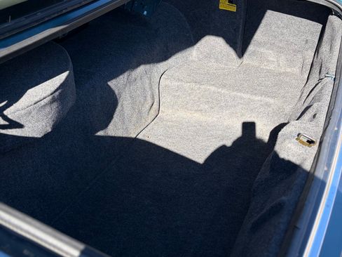 Used 1997 Lincoln Town Car Executive image 10