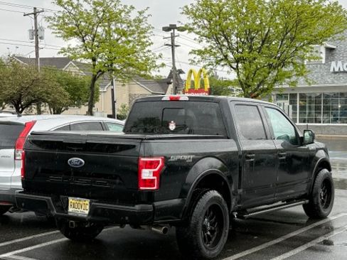 Used 2018 Ford F150 XLT w/ Equipment Group 302A Luxury AWD/4WD image 14
