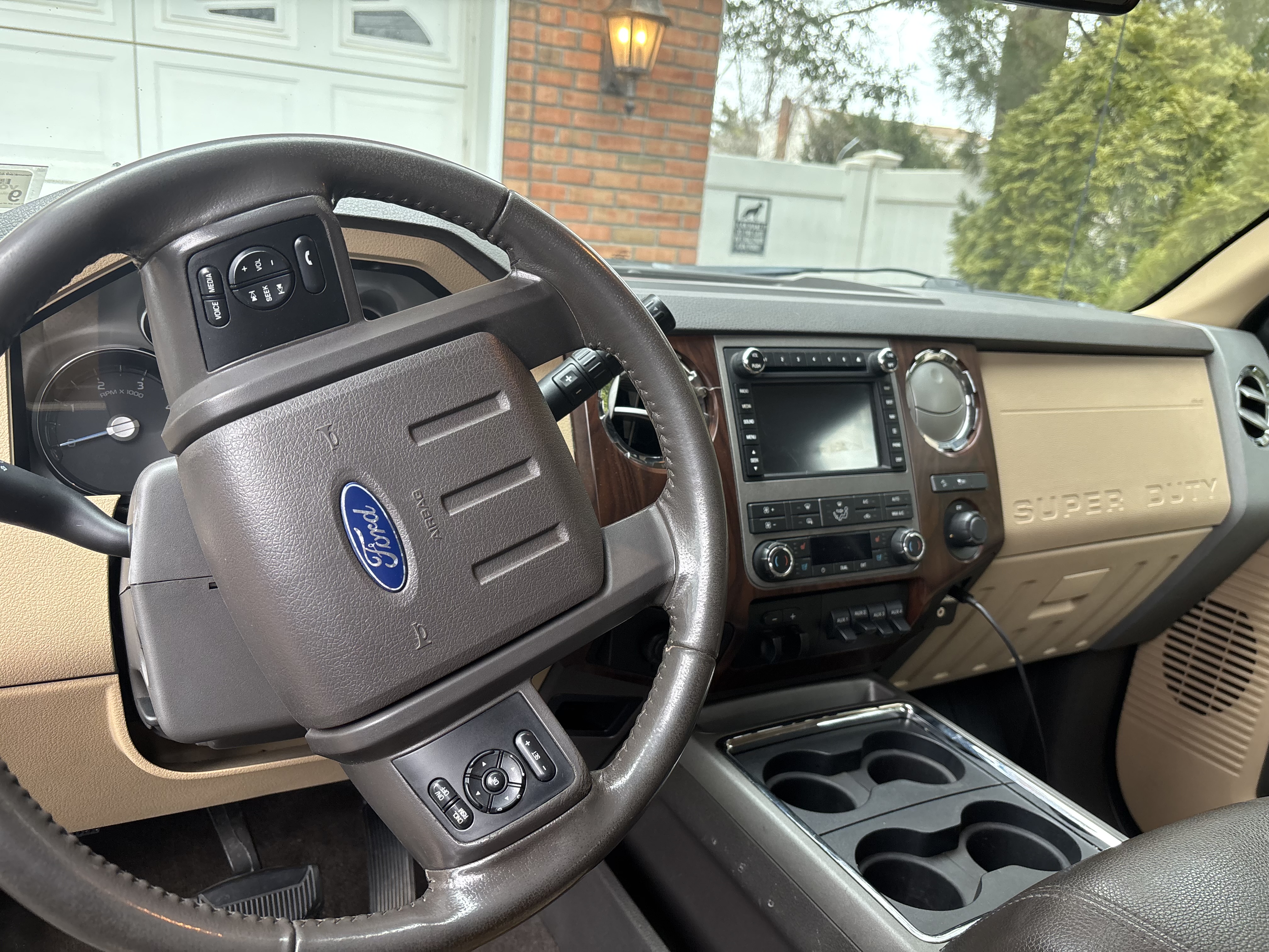 Used 2011 Ford F350 Lariat w/ Lariat Ultimate Pkg AWD/4WD image 11