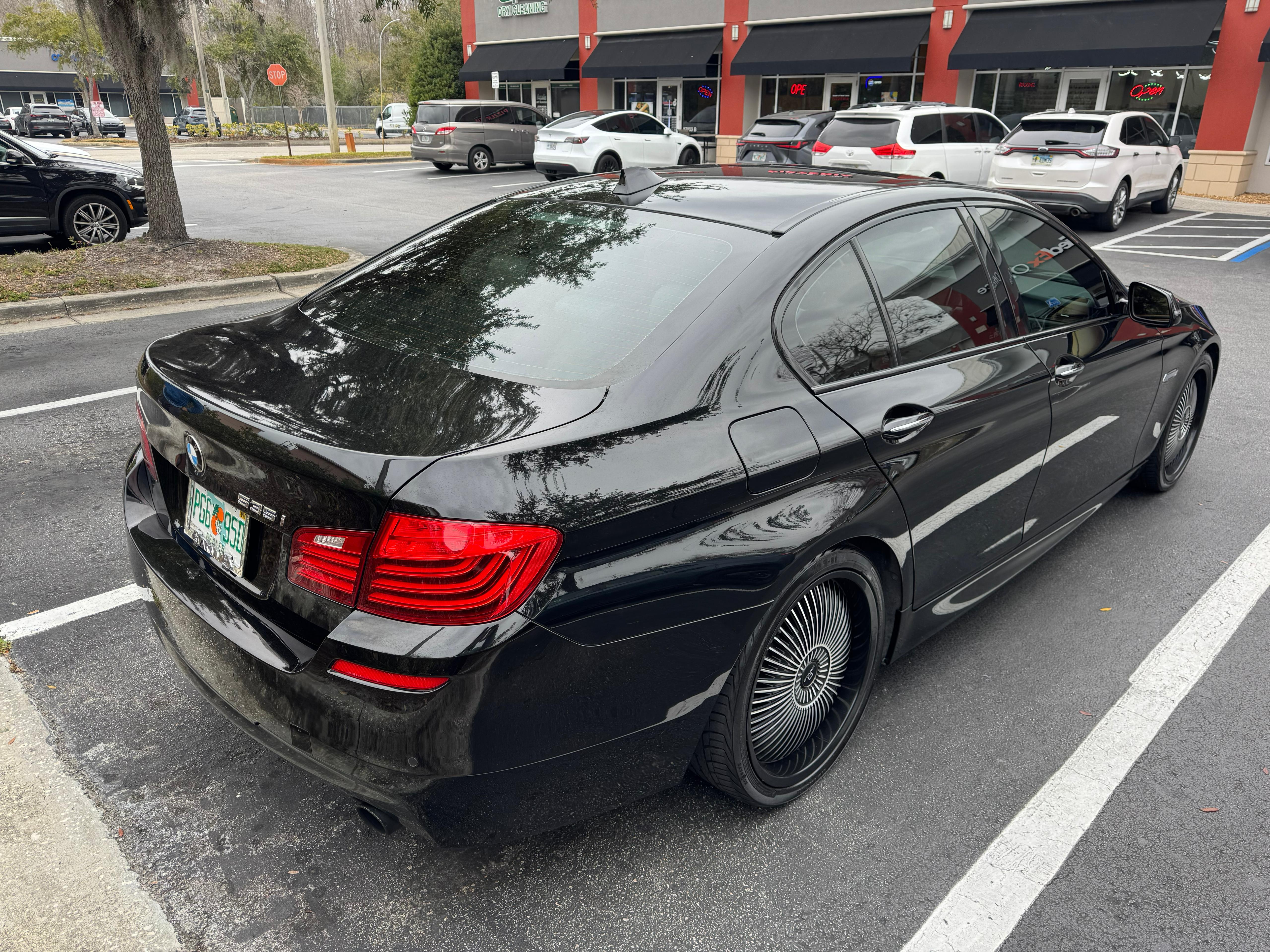 Used 2014 BMW 535i Sedan RWD image 11