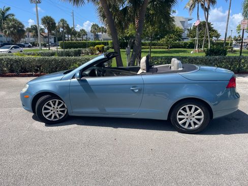 Used 2007 Volkswagen Eos 2.0T FWD image 10