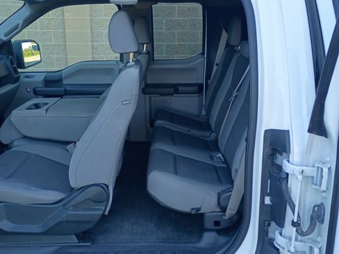 Used 2019 Ford F150 XL w/ Equipment Group 101A Mid RWD image 16