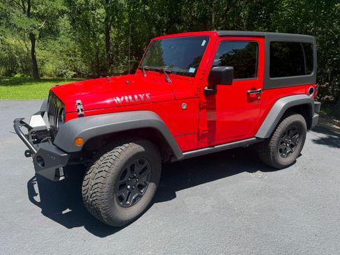 Used 2016 Jeep Wrangler Sport AWD/4WD image 1