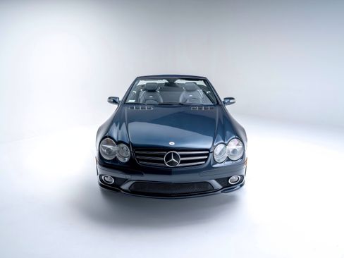 Used 2007 Mercedes-Benz SL 55 AMG image 2