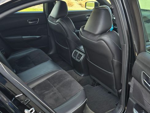 Used 2018 Acura TLX 3.5 w/Technology Pkg & A-SPEC image 11