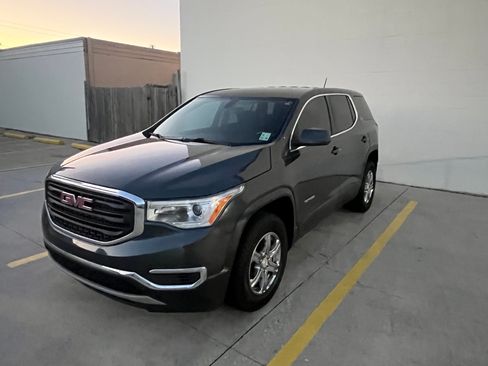 Used 2019 GMC Acadia SLE w/ LPO, Floor Liner Package image 2