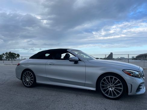 Used 2019 Mercedes-Benz C 300 Cabriolet image 4