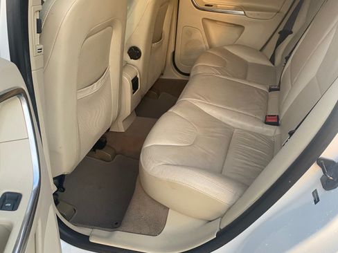 Used 2013 Volvo XC60 3.2 image 12