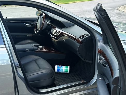 Used 2010 Mercedes-Benz S 550 image 8