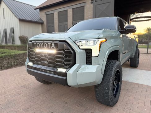 Used 2024 Toyota Tundra Limited w/ TRD Off-Road Package AWD/4WD image 15