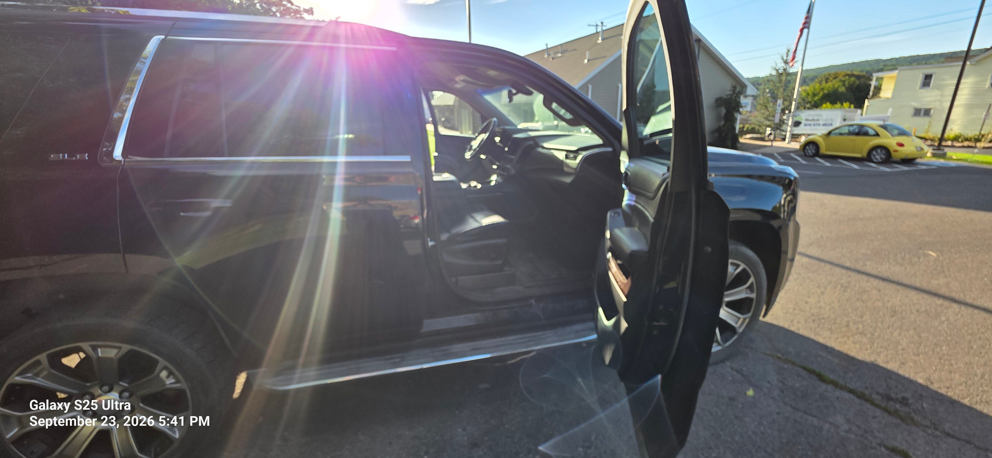 Used 2015 GMC Yukon SLE w/ Convenience Package AWD/4WD image 6