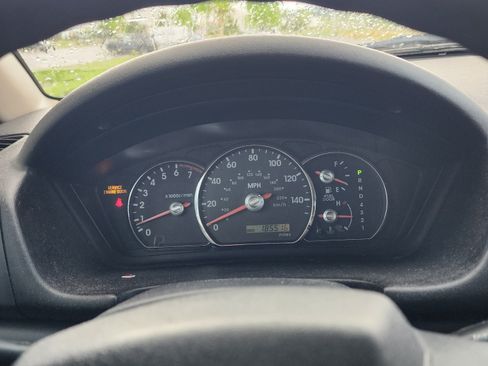 Used 2007 Mitsubishi Endeavor LS AWD/4WD image 2