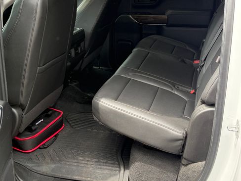 Used 2021 Chevrolet Silverado 1500 LT Trail Boss w/ Convenience Package II AWD/4WD image 13