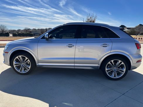 Used 2016 Audi Q3 2.0T Premium Plus w/ Technology Package image 2